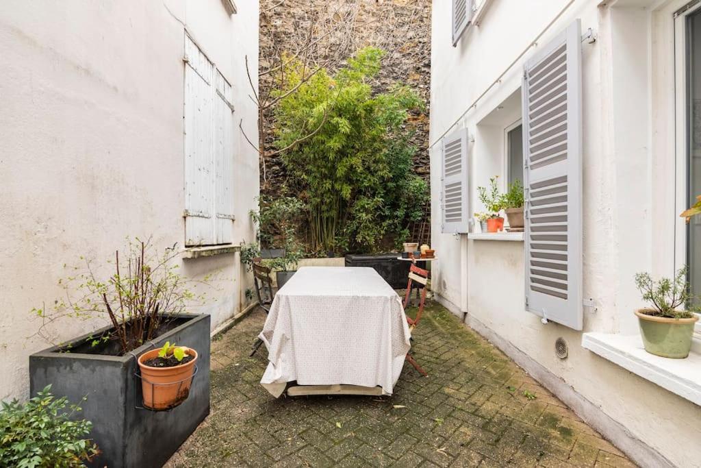 Country Home In Paris Exterior photo